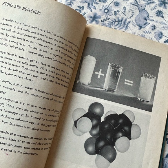 1940s Chemistry book for elementary school library - “Fun With Chemistry“ - Picture 8 of 10